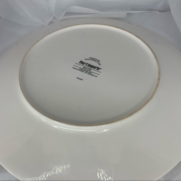4-Pier One Sea Life 10 3/4” Plate - Picture 7 of 9